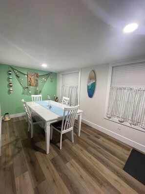 Dining - Quiet Peaceful Private house. Tranquil setting 10 minutes to the beach  (Vero Beach)