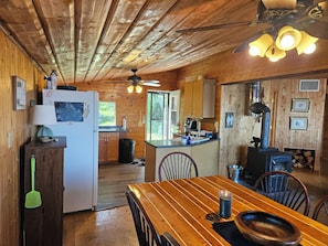 Microwave, oven, stovetop, coffee/tea maker - Cozy 3 bedroom boat access Island on Lake of the Woods with electricity. (kenora)