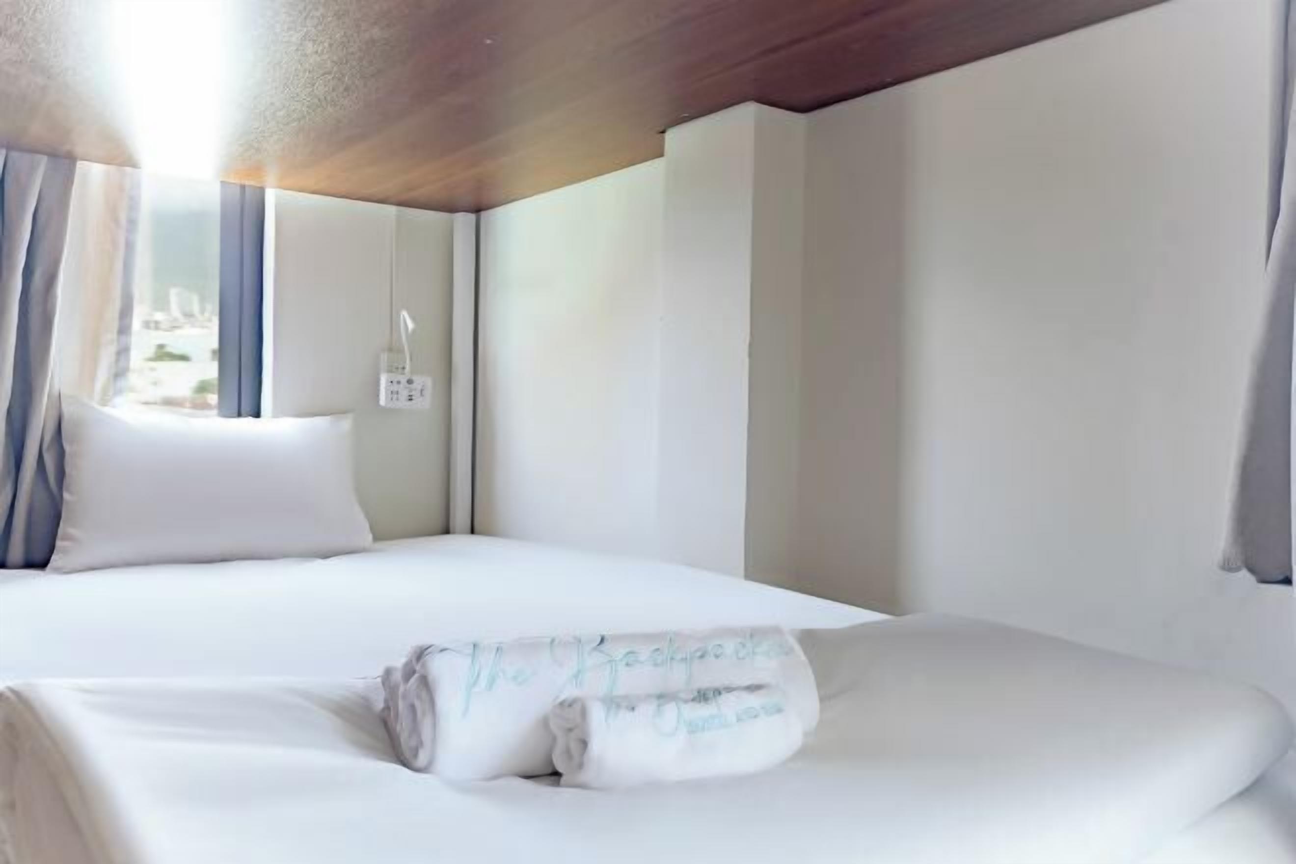 Pillowtop beds, soundproofing, free WiFi