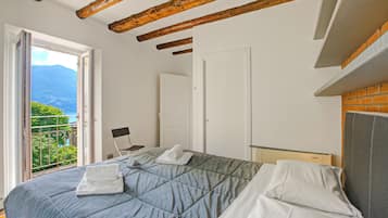 2 chambres, fer et planche à repasser, Wi-Fi gratuit, draps fournis