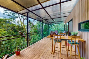Outdoor dining - Inviting riverfront home with mountain views, full kitchen, & dog-friendly (Tarrazu)