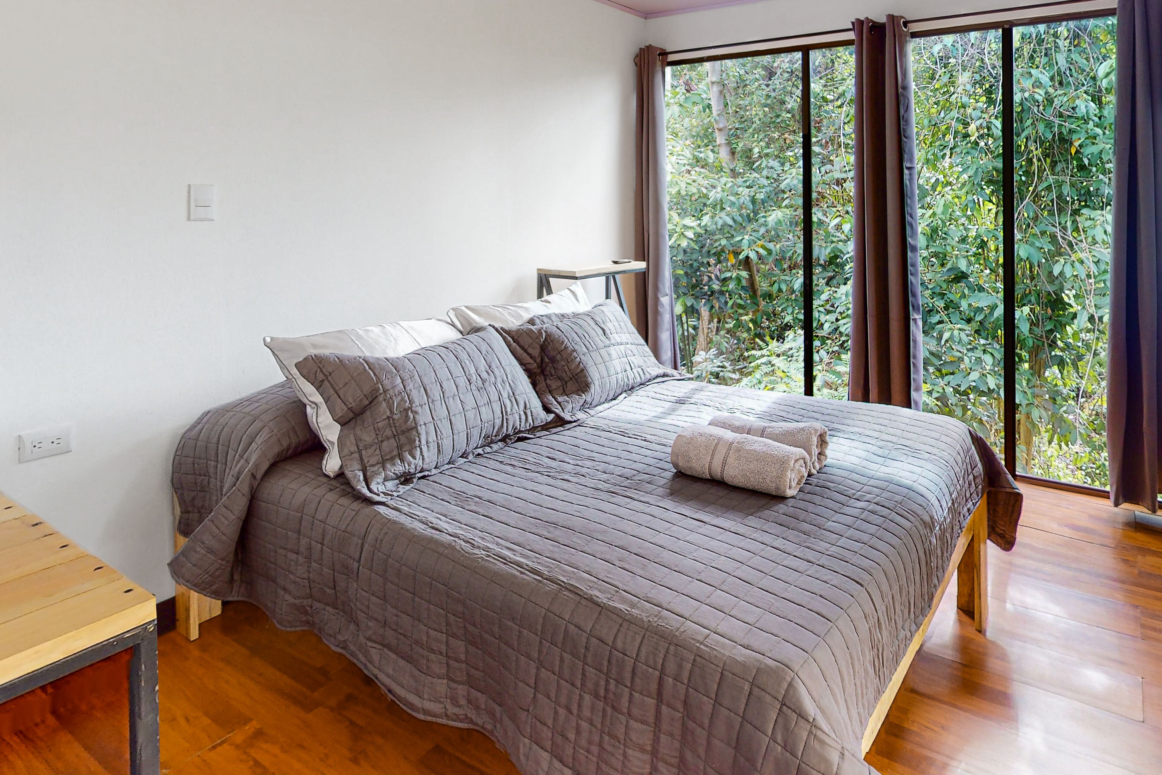 2 dormitorios y ropa de cama