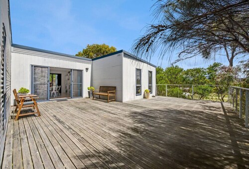 Blue Lagoon Coastal Retreat - Falmouth