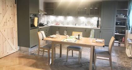 Lovely And Freshly Renovated Apartment In Praha 10