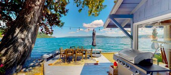 Waterfront, dog-friendly home with amazing scenery, private beach & decks