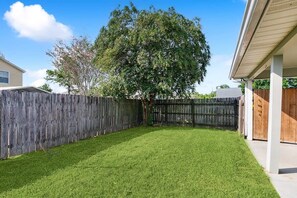 Property grounds - Tiger's Den 🐯 4.5 mile to LSU, Games, Sleeps 8 (Baton Rouge)