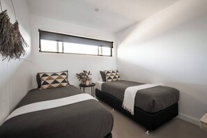 3 Schlafzimmer, Bügeleisen/Bügelbrett, Reisekinderbett, WLAN