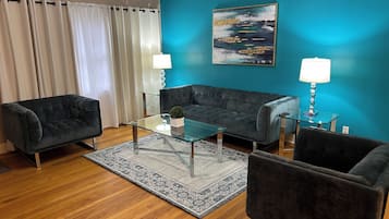 Smart TV, fireplace, computer monitors