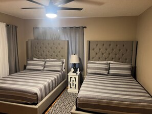 2 多间卧室、办公桌、熨斗/熨衣板、免费 WiFi