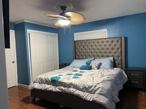 4 Schlafzimmer, Bügeleisen/Bügelbrett, WLAN, Bettwäsche