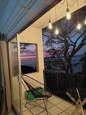 Terrace/patio - Expanded apartment with beautiful ocean view for 10 people (Mismaloya)