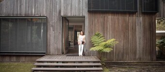 The Silver Bark Loft at Pearl Beach