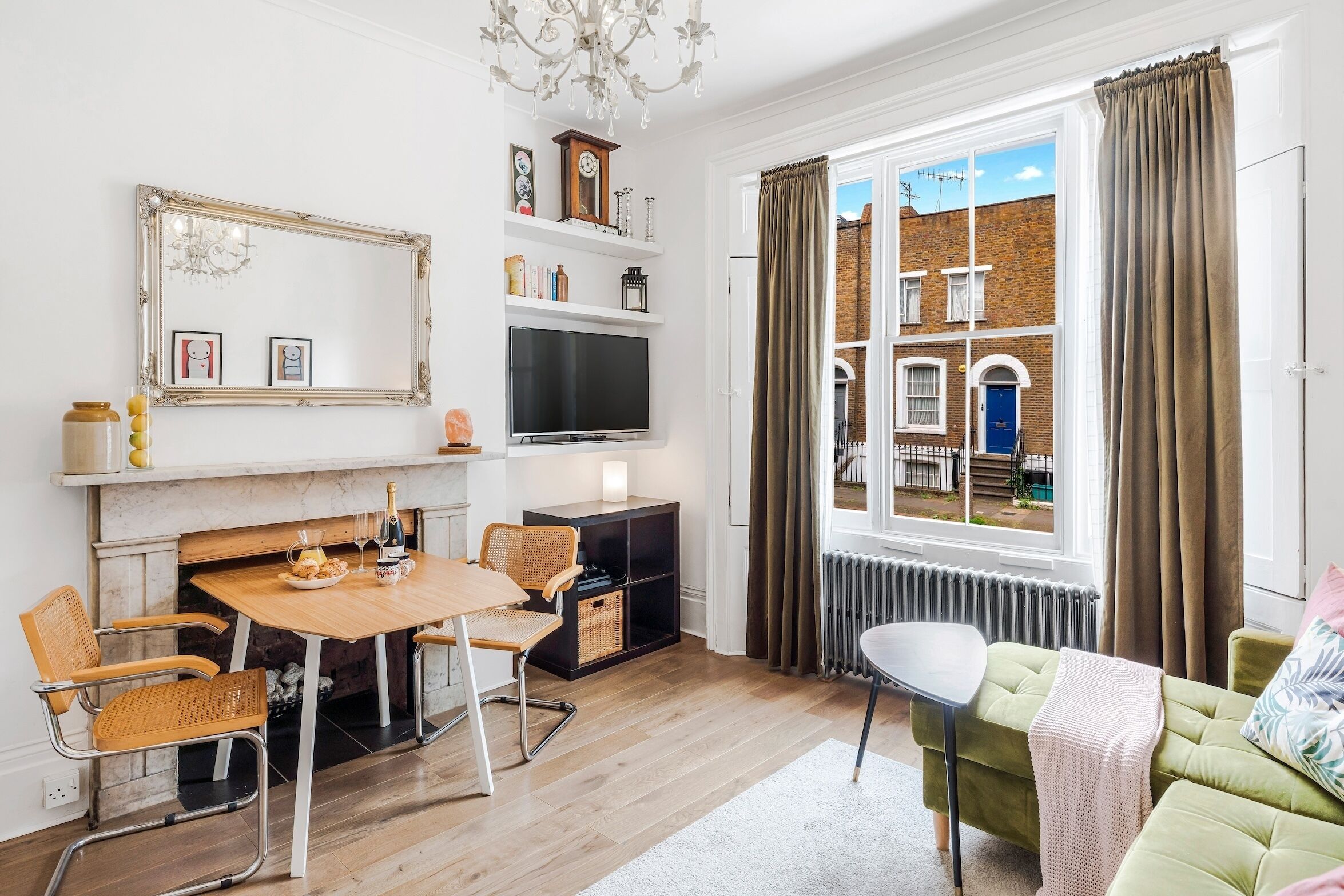 TV, fireplace, DVD player