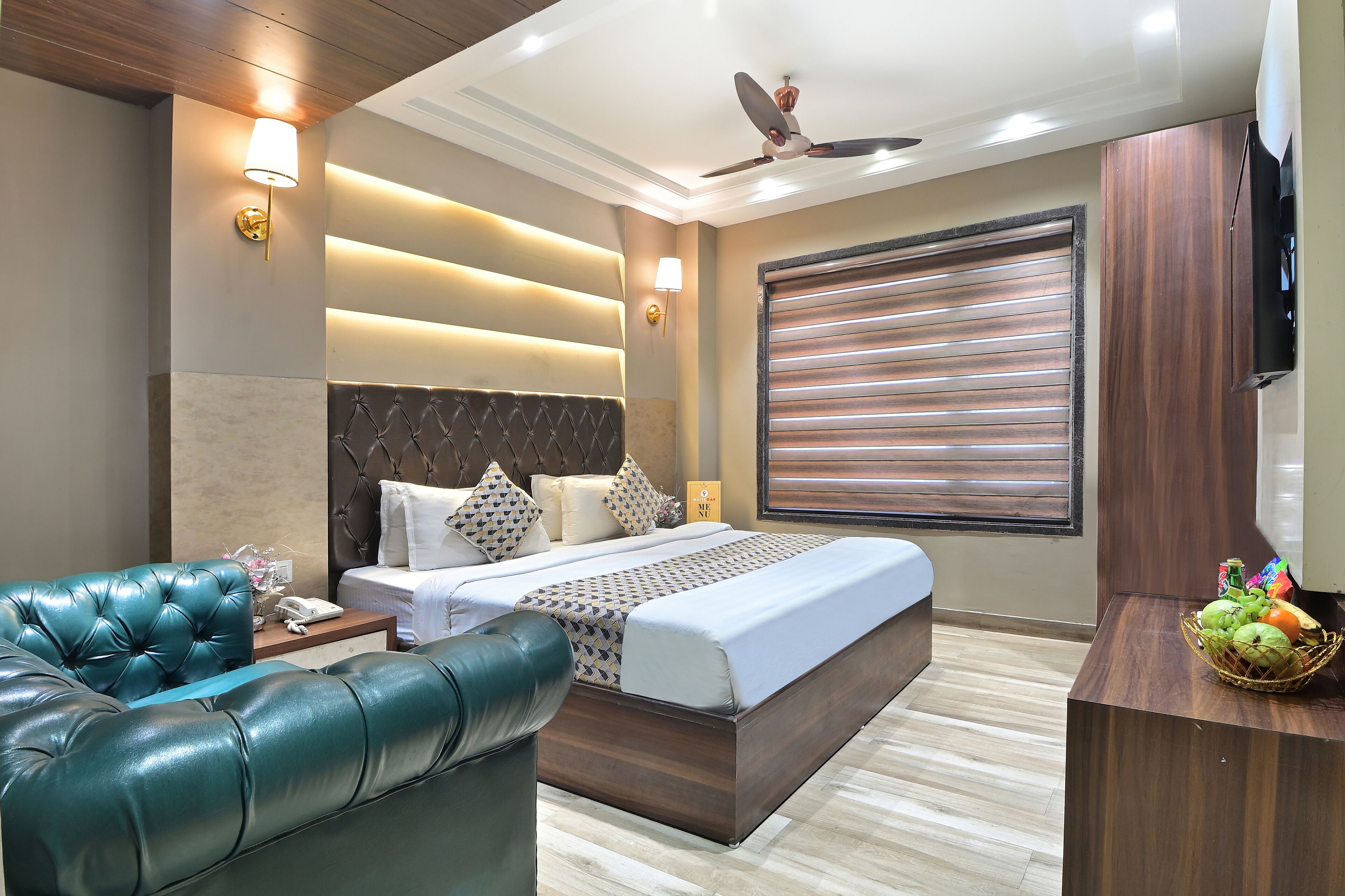 Foto - Hotel Oak Plaza - Free Airport & Train Station Shuttle Service