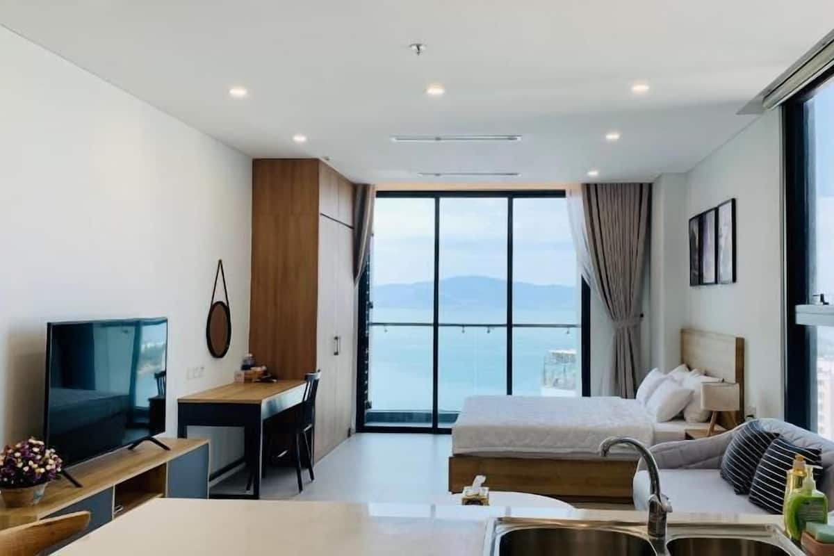 Estudio ejecutivo | 2 habitaciones, escritorio y wifi gratis