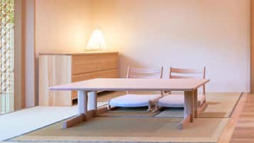 Basic Twin Room | Premium bedding, memory foam beds, free minibar items