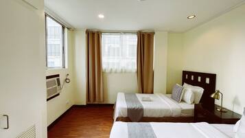 Free WiFi, bed sheets