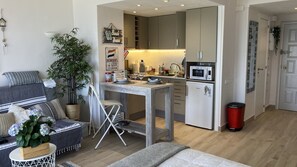 Interior - BEACH LOFT with fantastic view over the Mediterranean and Palamos. (Sant Antoni de Calonge)