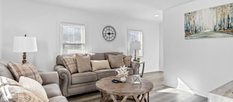 Warm & Welcoming 5BR Home