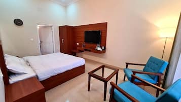 Deluxe Room | 1 bedroom, free WiFi