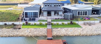 TheRiverbend43 Wellington Marina