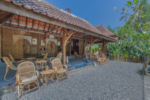 Yukke Tembi Homestay - Bantul