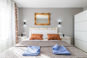 5 bedrooms, free WiFi, bed sheets - Villa 'Sol Y Mar' with Private Pool, Wi-Fi and Air Conditioning (Calpe)