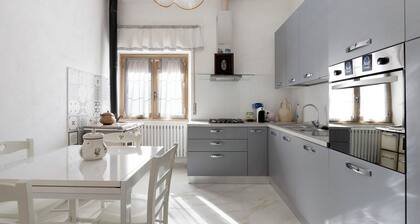 Apartment 'Ca' Lina' with Balcony and Wi-Fi