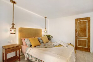 1 camera, ferro/asse da stiro, Wi-Fi gratuito, lenzuola