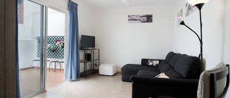 Télévision, table de tennis de table