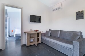 TV - Villa "Amaryllis" with Sea View, 2 Private Terraces & Wi-Fi (Meganisi)