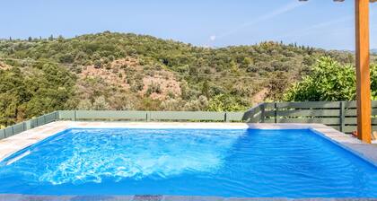 Villa "Îyrtali" avec vue sur la mer, 2 terrasses privĂ©es et Wi-Fi