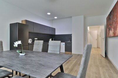 Big Family Suite with 7 beds in the center of Göppingen