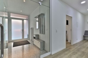 Interior - Modern apartment in the center, connection to Stuttgart, Märklineum and EWS Arena. (Göppingen)