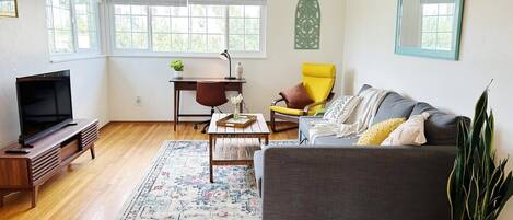 Televisión, oficina