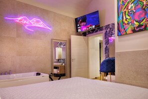 1 chambre, lit parapluie, Wi-Fi, draps fournis