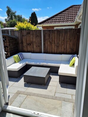 Terrace/patio - Modern bungalow, large garden and off road parking (Norwich)