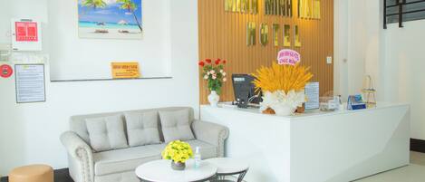 43-inch Smart TV with digital channels