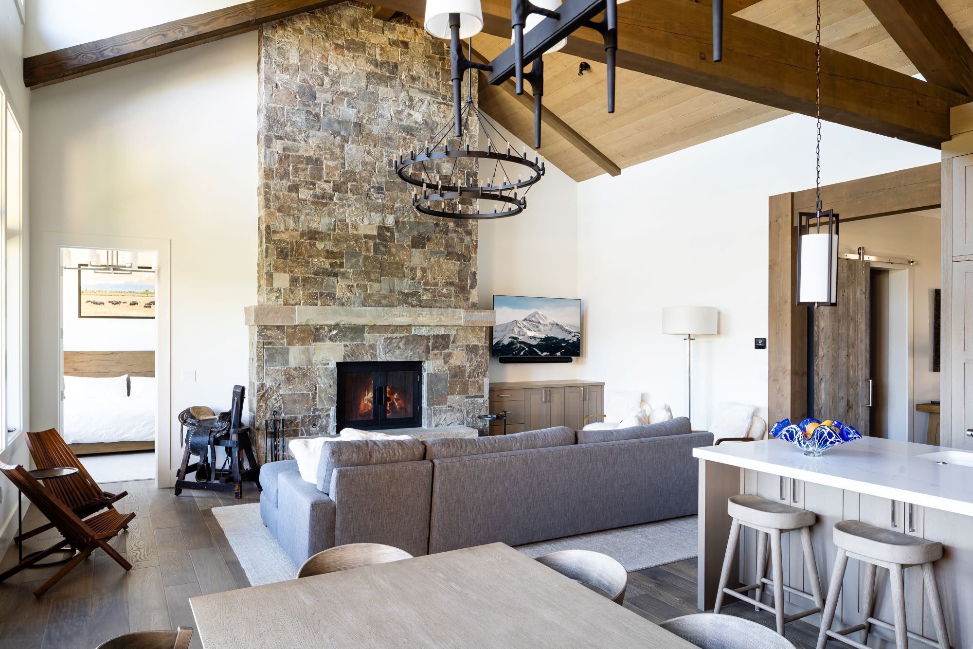 Book Your Winter Getaway Now! Luxury Townhome in Spanish Peaks with Private Hot Tub