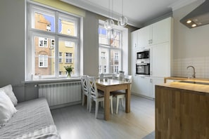 Comfort Apartment | Private kitchen | Electric kettle - Elite Apartments Mariacka Premium  (Gdansk)