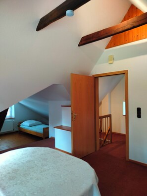 2 Schlafzimmer, Bügeleisen/Bügelbrett, WLAN, Bettwäsche