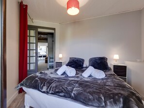 2 chambres, Wi-Fi gratuit, draps fournis