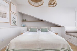 Desk, bed sheets