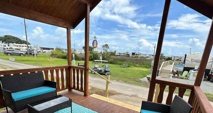 Family + Pet-Friendly Cabin w/ Loft | Surf City