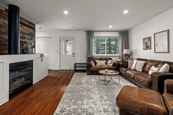 Updated, chic decor in this amazing gem!