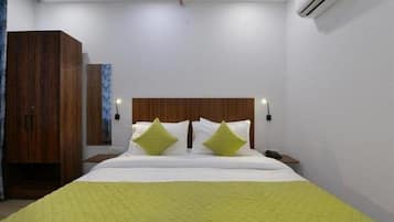 1 habitación, sistema de insonorización, wifi gratis y ropa de cama