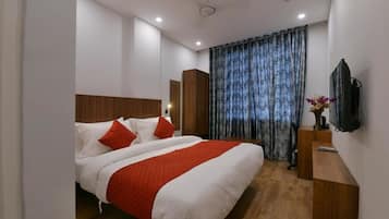 Deluxe Room | 1 bedroom, soundproofing, free WiFi, bed sheets