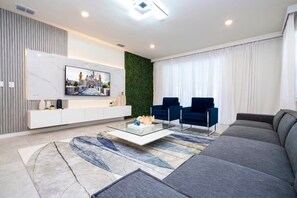 Fernseher, Videospiele, Arbeitsbereiche