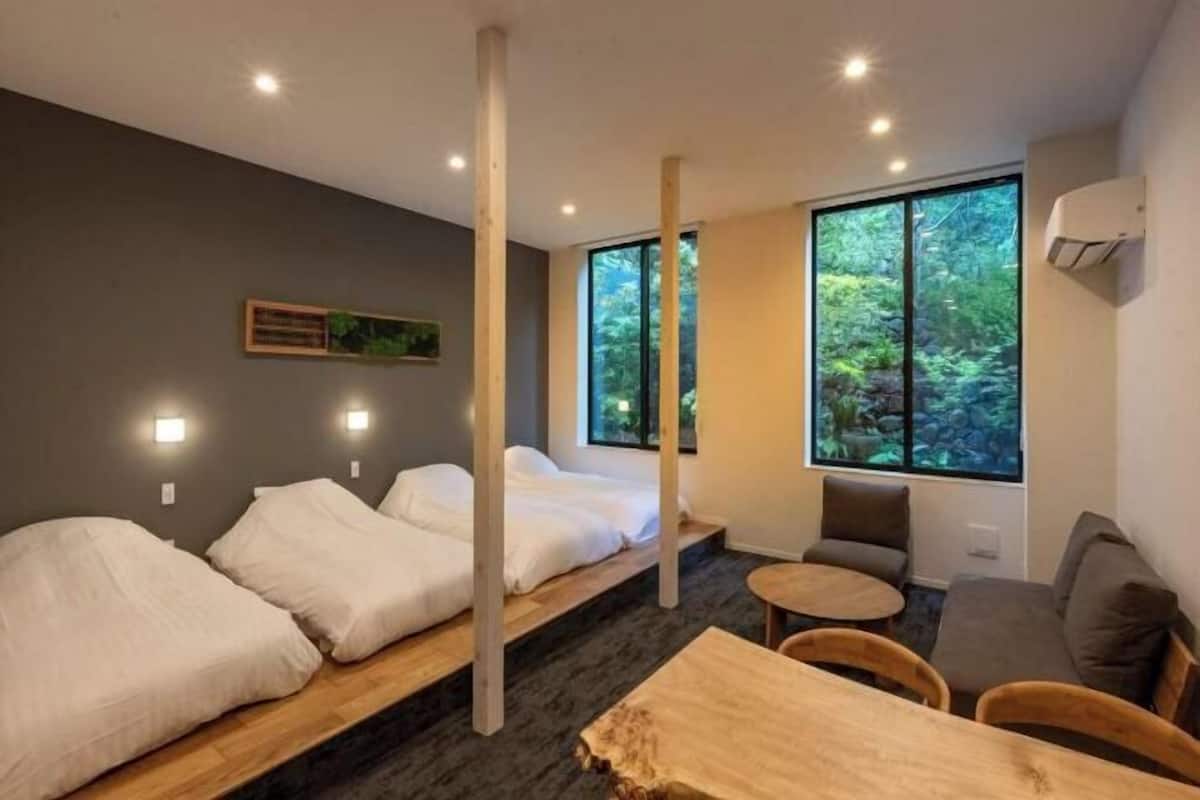 Literie de qualité, couette en duvet, articles de minibar gratuits