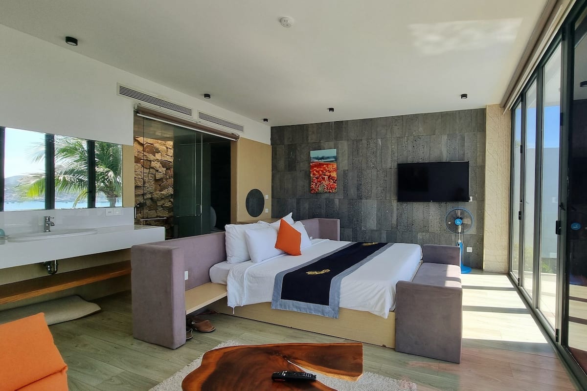พาโรนามิกวิลล่า, วิวช  ายหาด | ผ้าปูที่นอนฝ้ายอียิปต์, เครื่องนอนระดับพรีเมียม, ผ้านวมขนเป็ด